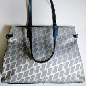 Bag (NEW) - By Top Desinger LANCEL PARIS!